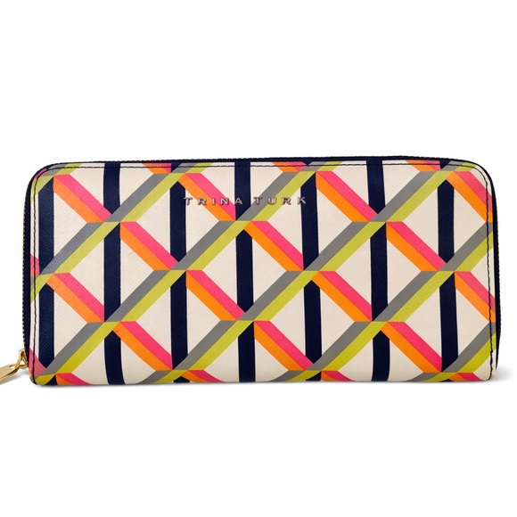 Trina Turk Handbags - TRINA TURK Shanty Geo Zip Wristlet!